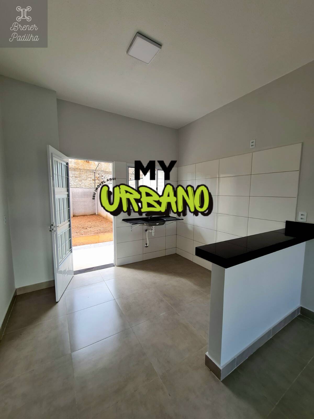 Casa à venda com 2 quartos, 64m² - Foto 14